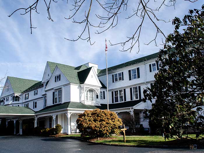 Hotels in NC Mountains Green Park Inn Blowing Rock Image