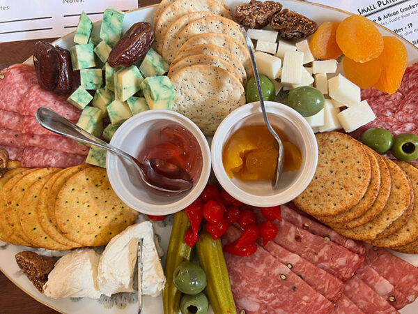 14 Great Restaurants in Elkin NC (The Best Food!)