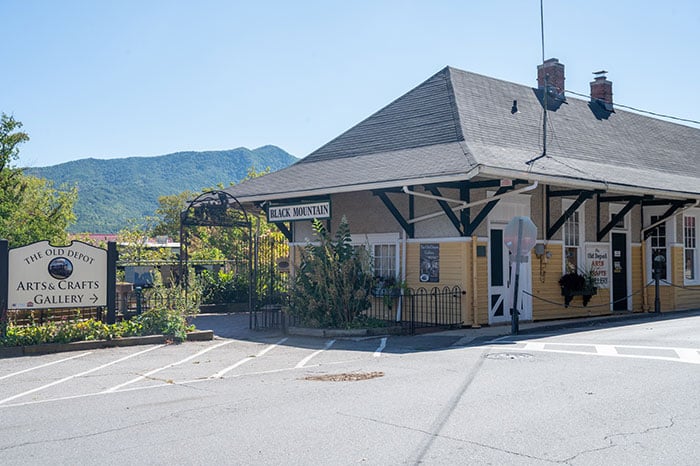Black Mountain Depot