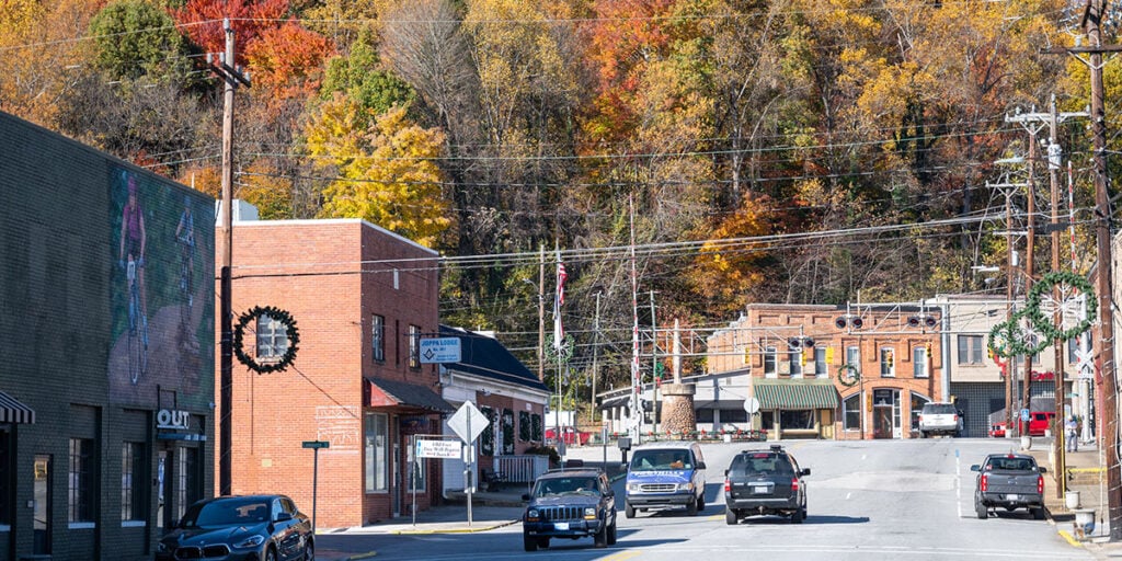 Things to Do in Old Fort North Carolina Travel Guide