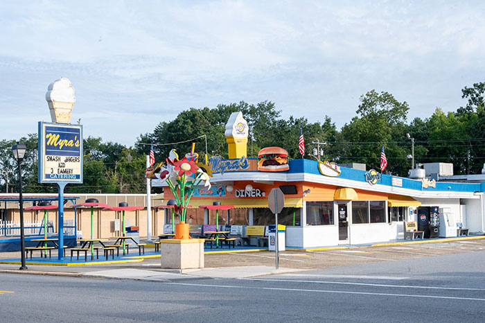 Myras Valdese restaurants