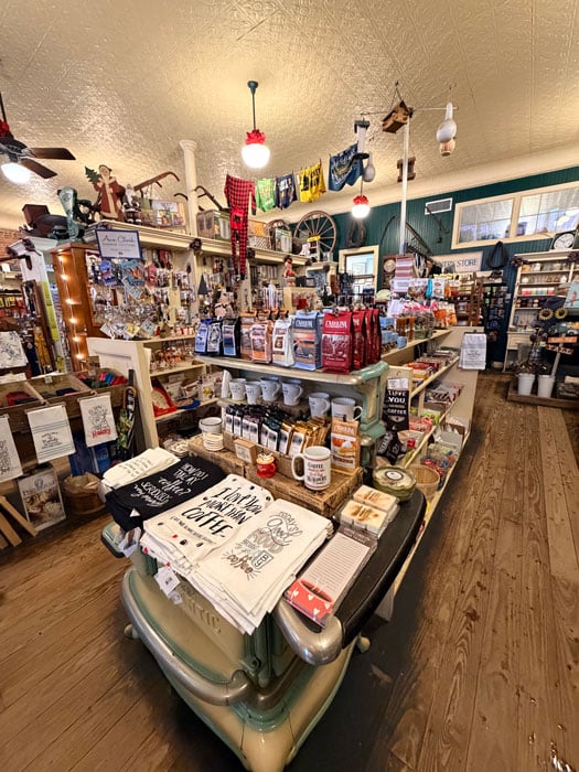 Mitchell Hardware New Bern NC Shopping Image by NC Tripping