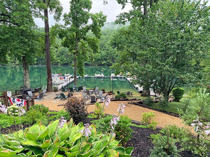 lakes end marina
