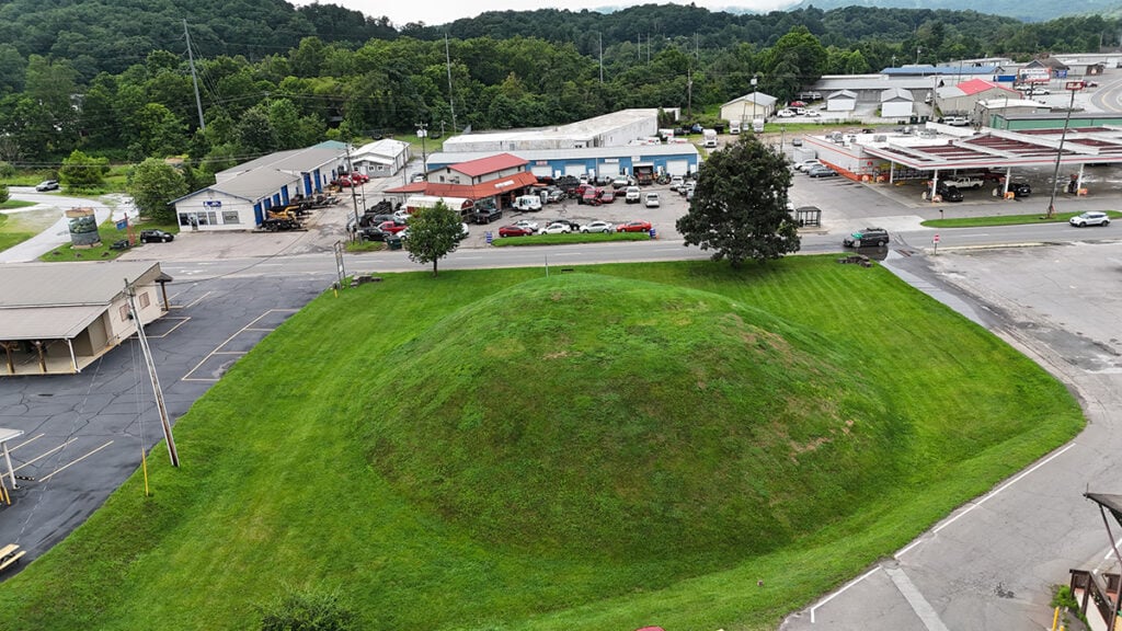 Nikwasi Mound Franklin NC Image by NC Tripping